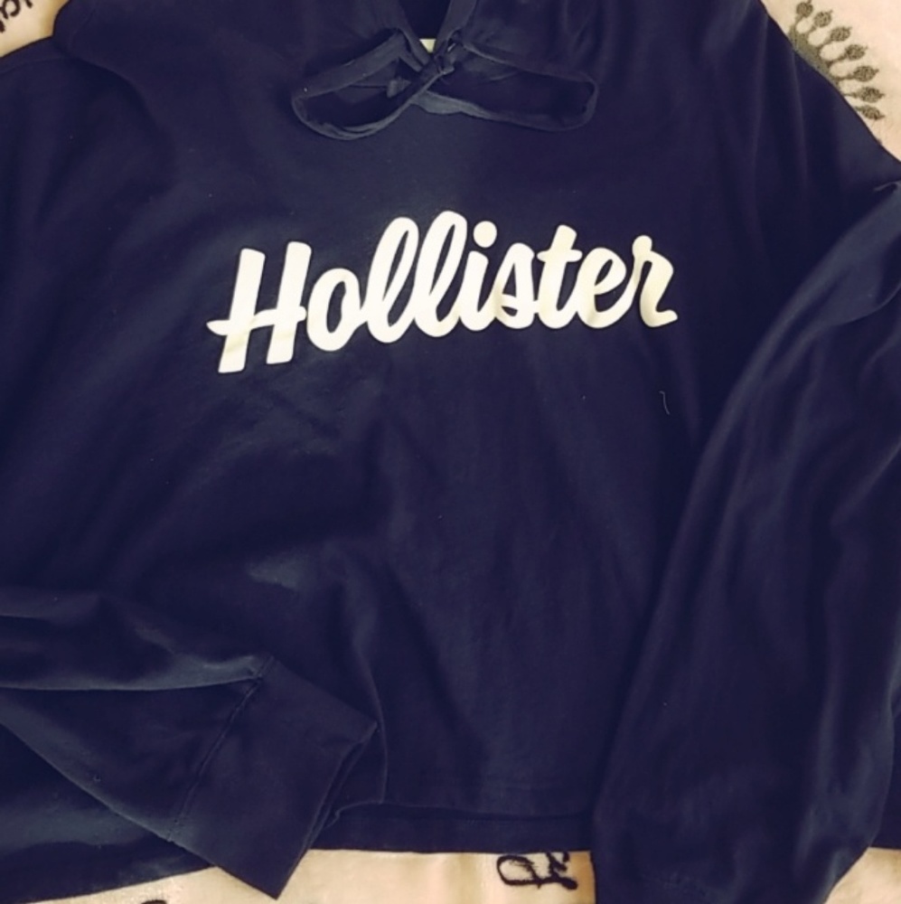 Hollister Women's Crop Top Hoodie